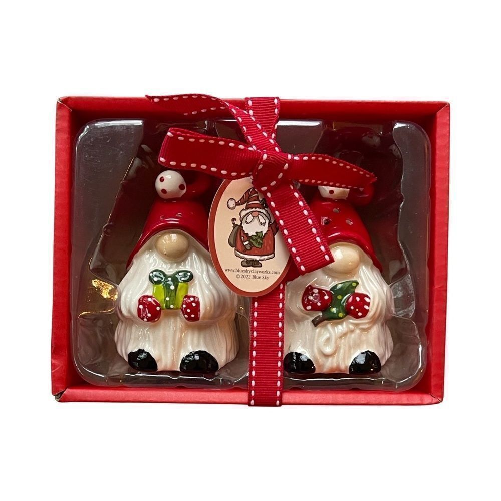 Blue Sky Holiday Christmas Gnomes Salt & Pepper Set New in Box - Picture 4 of 12